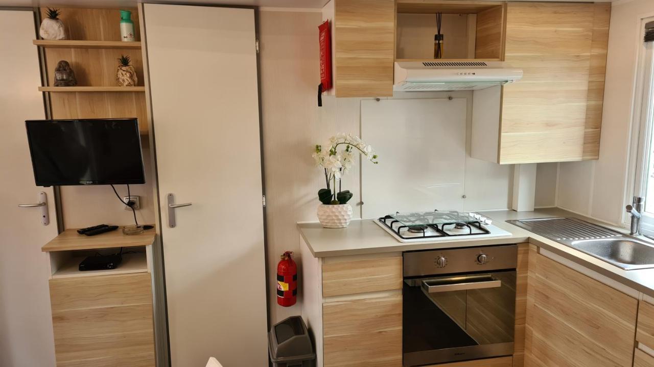 Mobil Home La Licorne Camping Nous Dormant 생장드몽 외부 사진